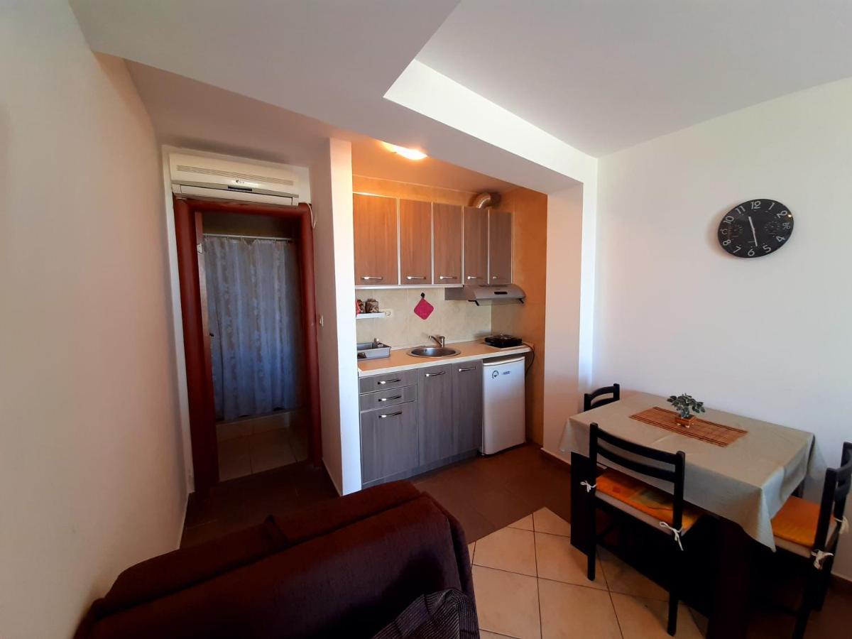 Rakocevic Apartments Petrovac Exteriör bild