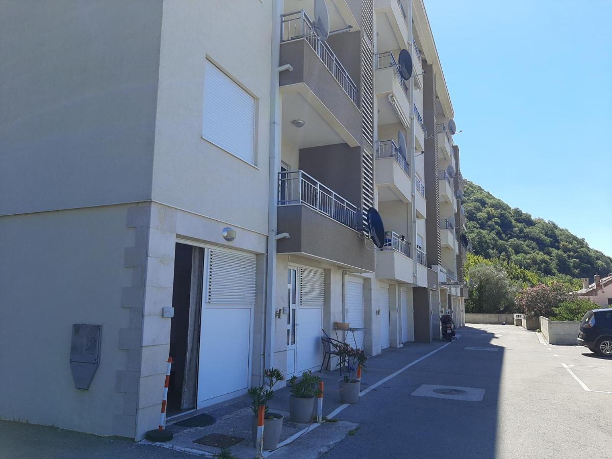 Rakocevic Apartments Petrovac Exteriör bild