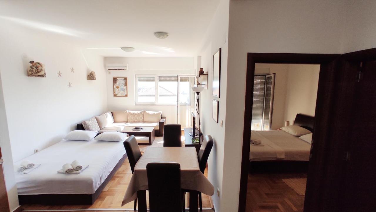 Rakocevic Apartments Petrovac Exteriör bild