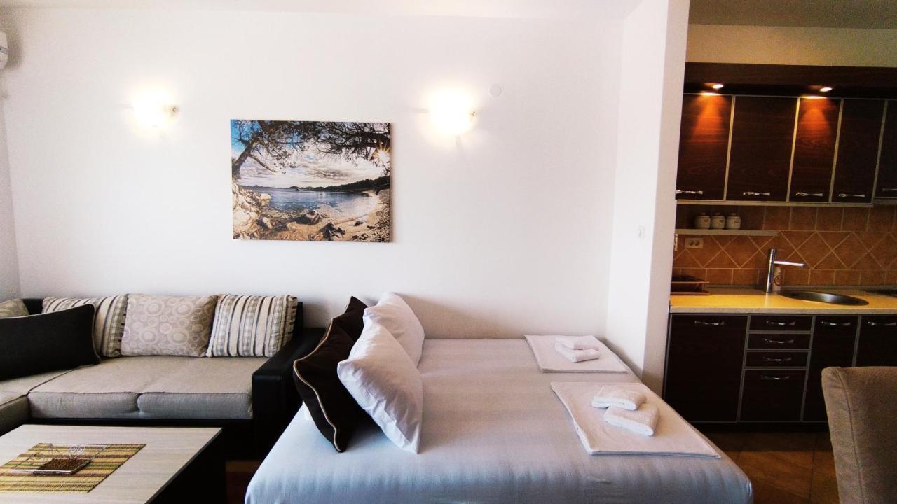 Rakocevic Apartments Petrovac Exteriör bild
