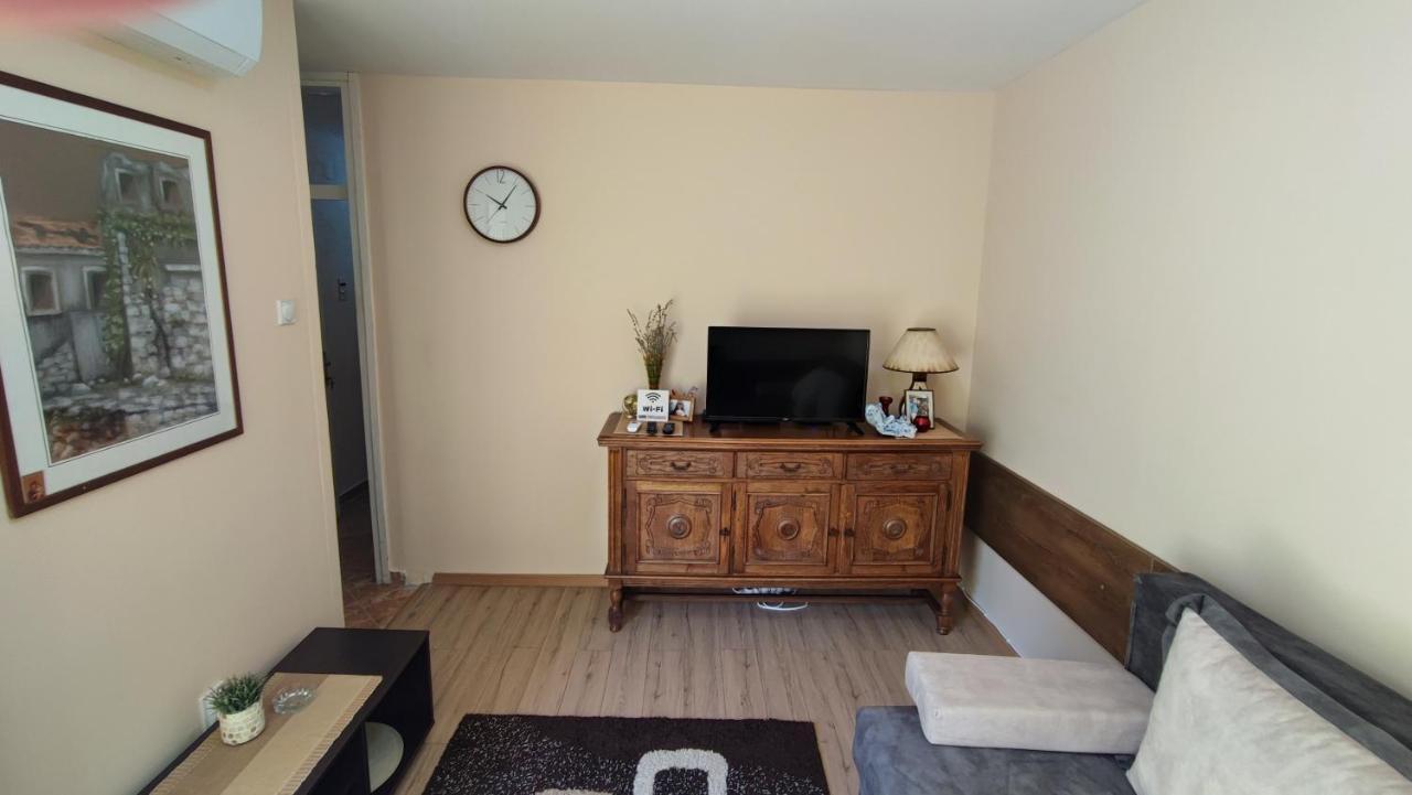 Rakocevic Apartments Petrovac Exteriör bild