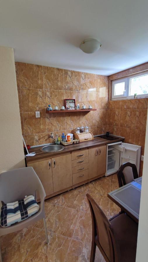 Rakocevic Apartments Petrovac Exteriör bild